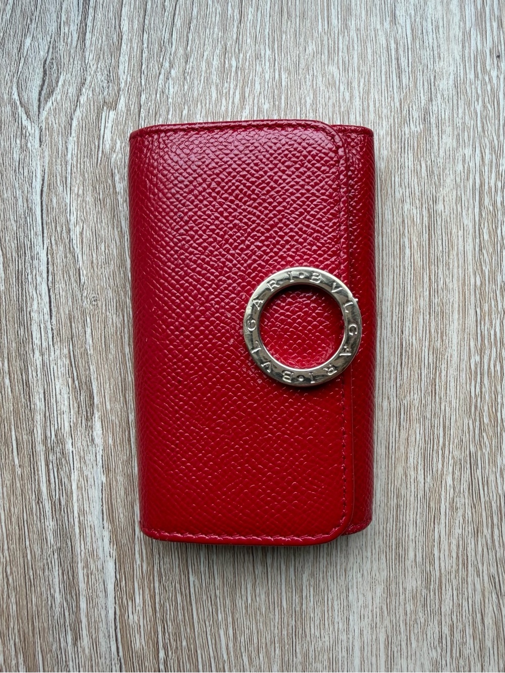 Bulgari Red Pebbled Leather 6 Key & Card Holder with COA